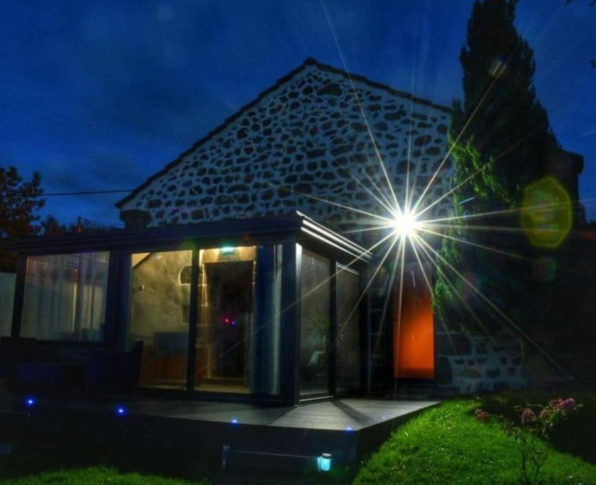 Les Gites De Recoleine Nébouzat Exterior foto